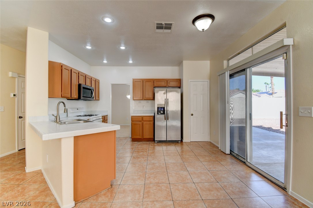 8040 Tailwind Avenue Property Photo 17