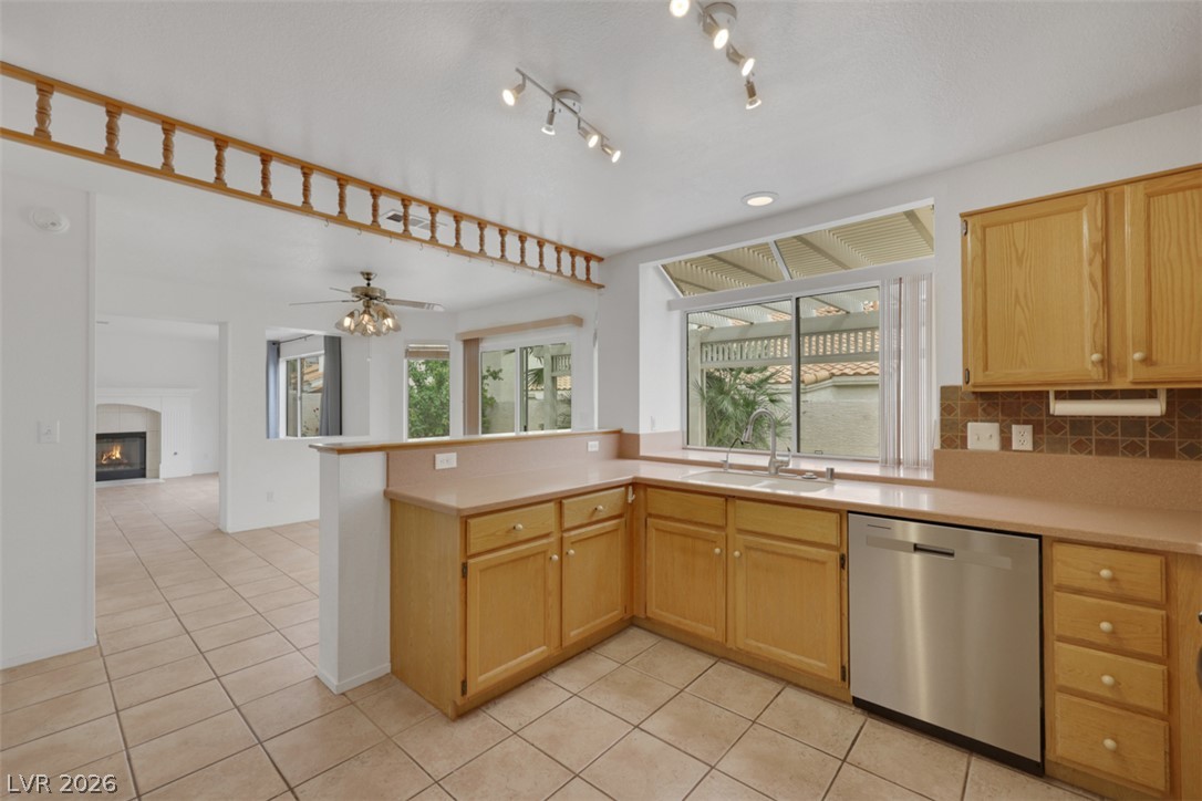 9424 Rolling Ridge Lane Property Photo 16