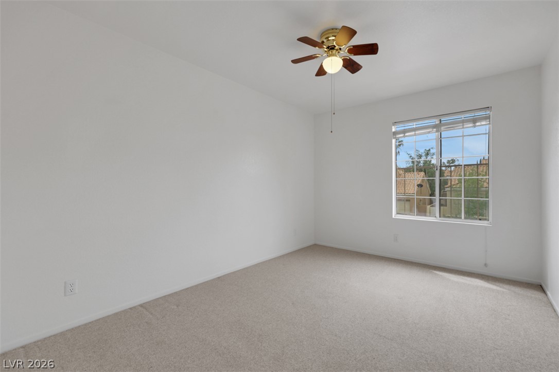 9424 Rolling Ridge Lane Property Photo 23