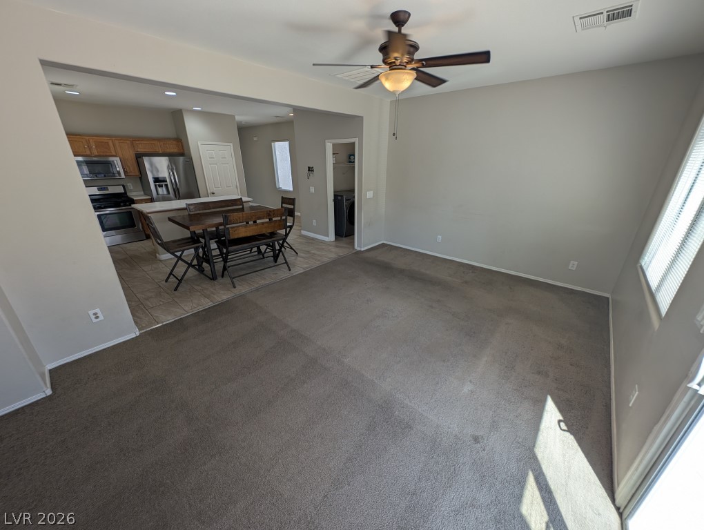4445 Laguna Garden Avenue Property Photo 8