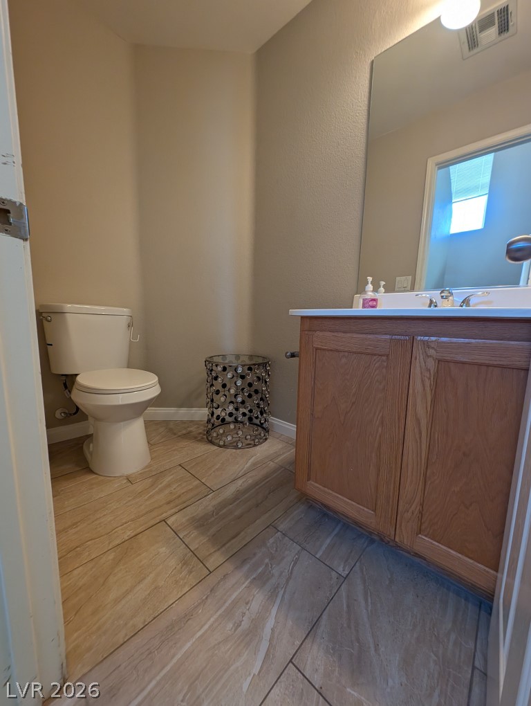 4445 Laguna Garden Avenue Property Photo 11