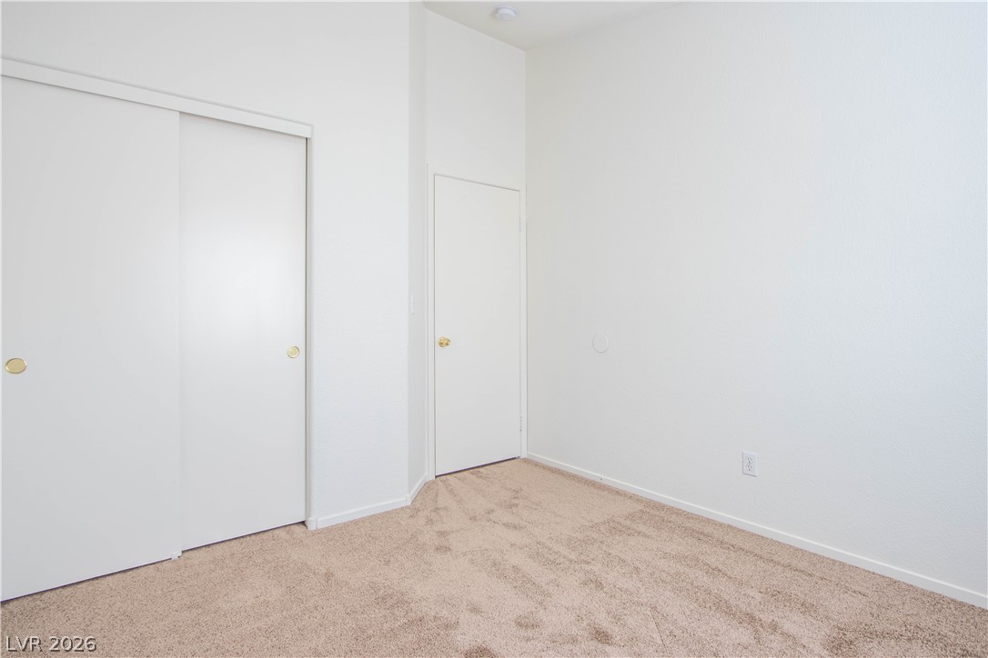 3747 Shadow Tree Street Property Photo 13