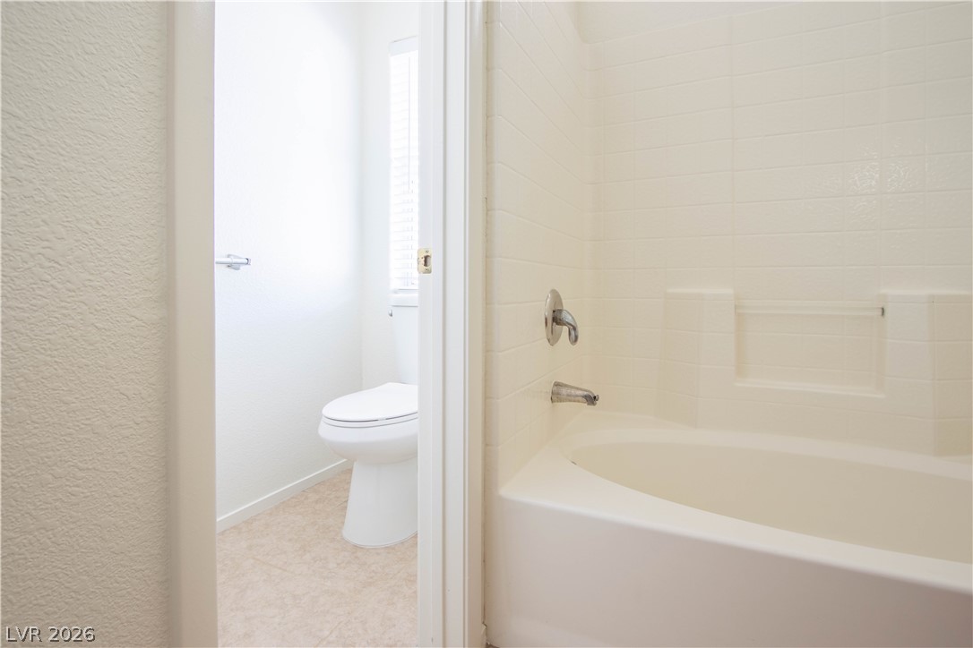 3747 Shadow Tree Street Property Photo 17