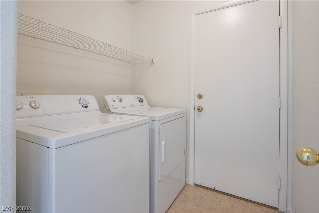 3747 Shadow Tree Street Property Photo 20