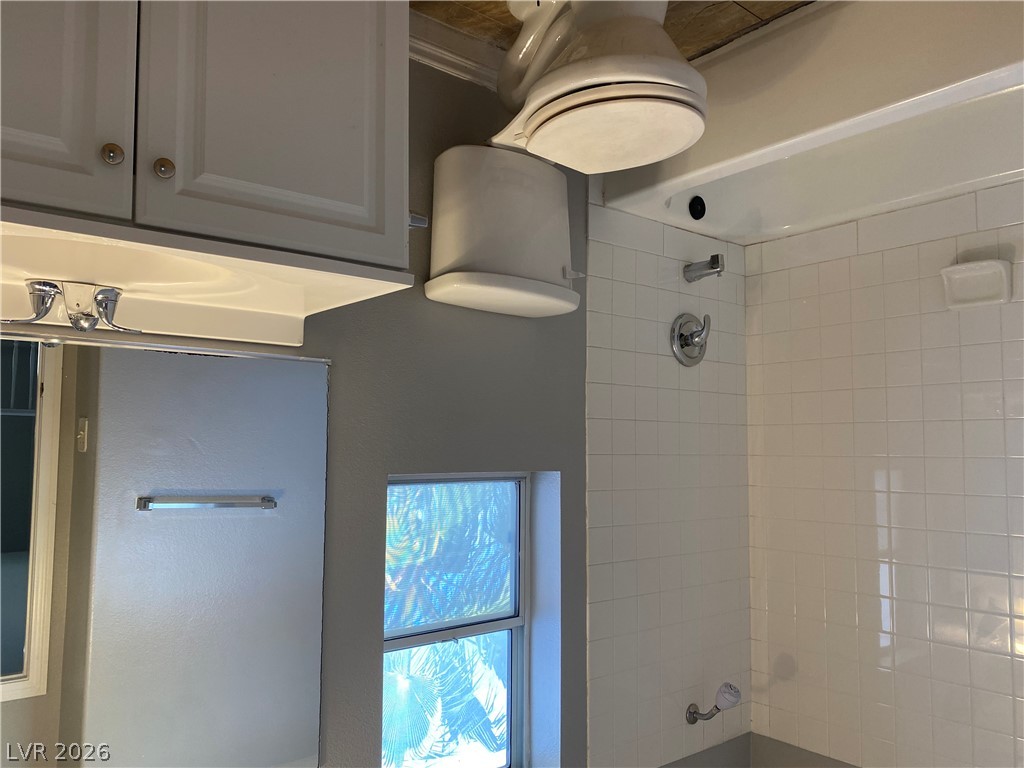 10015 San Gervasio Avenue Property Photo 15