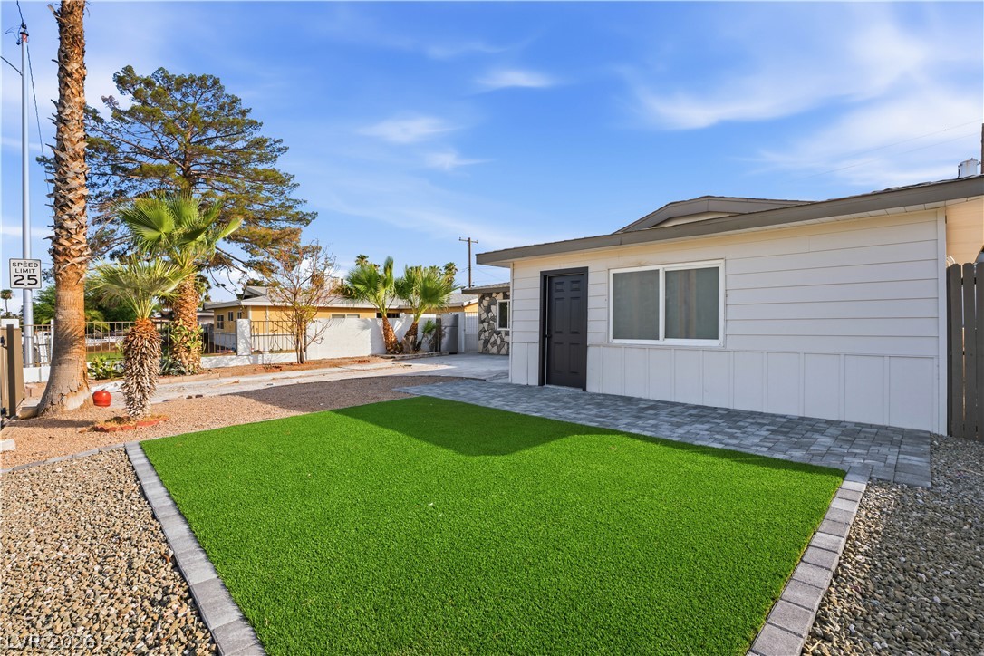 3629 Florrie Avenue Property Photo 4