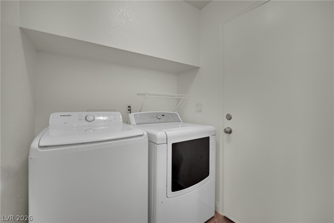 2107 Mountain Echo Avenue Property Photo 19