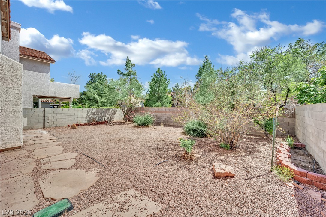 2107 Mountain Echo Avenue Property Photo 34