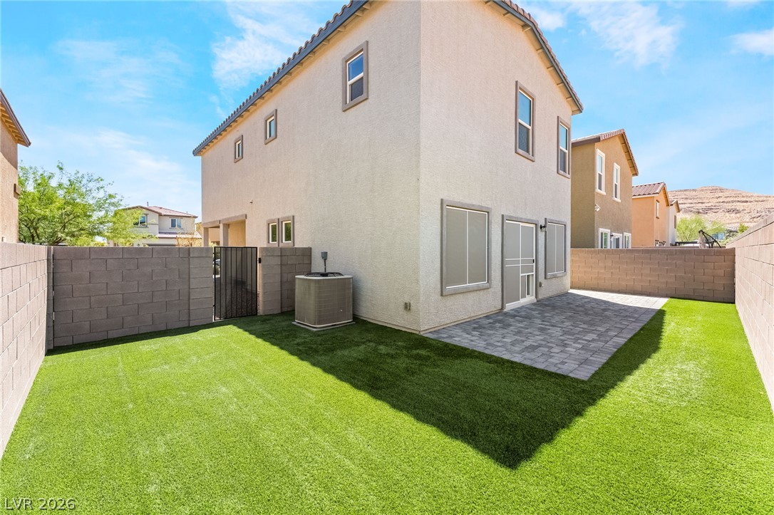 10873 Lexus Court Property Photo 2