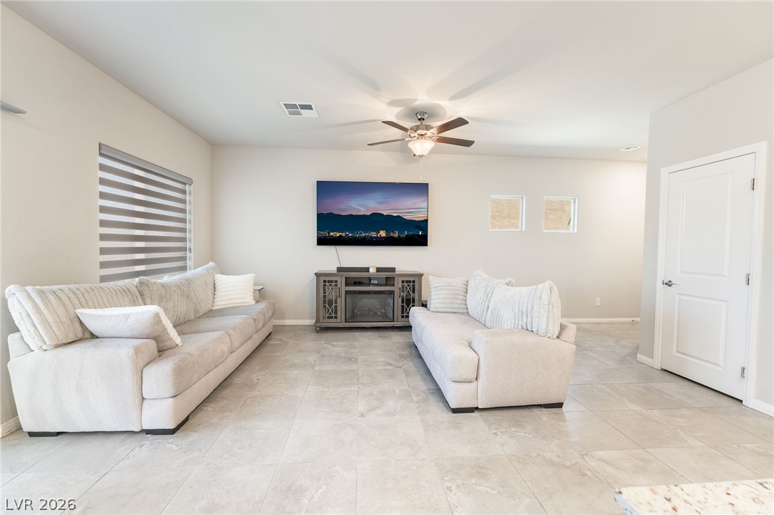 10873 Lexus Court Property Photo 6