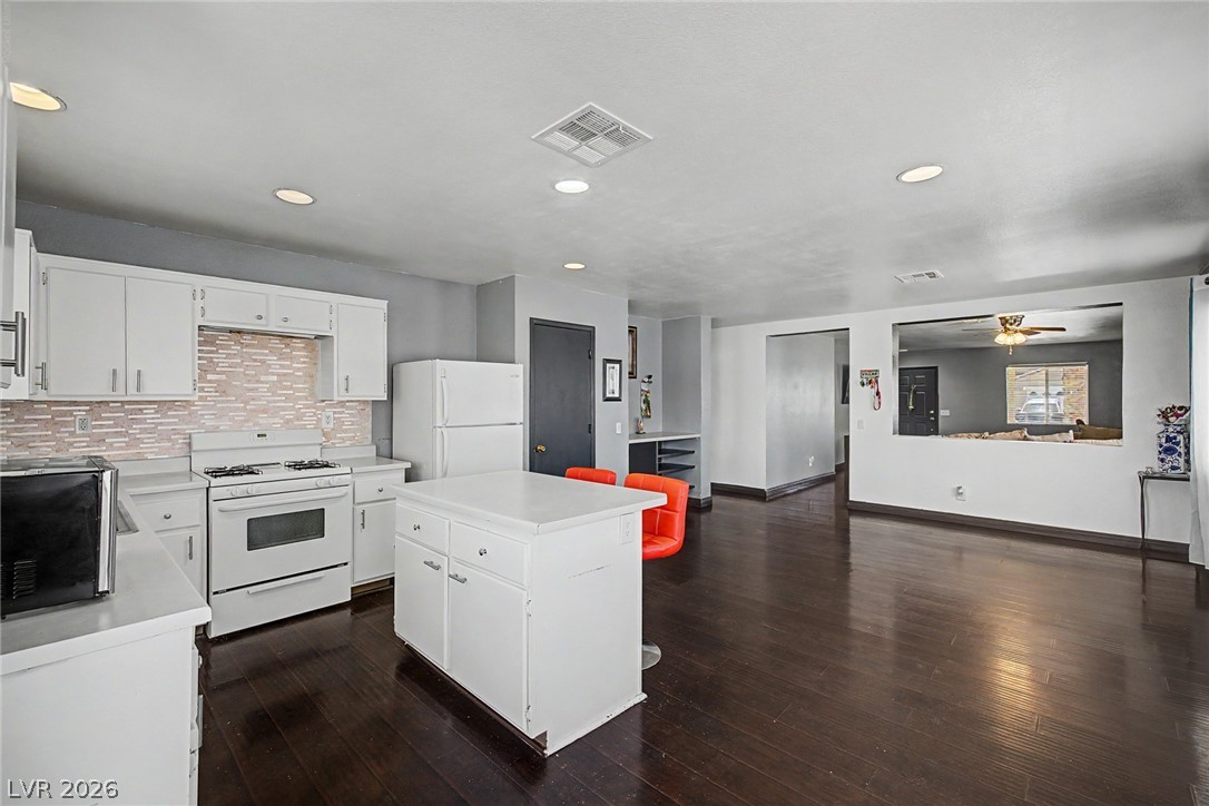 5854 Dana Rogers Drive Property Photo 3