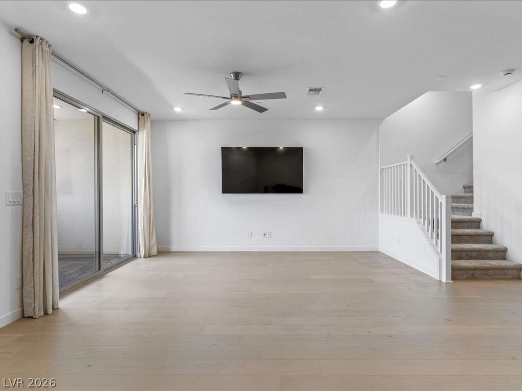 11446 Contour Avenue Property Photo 6
