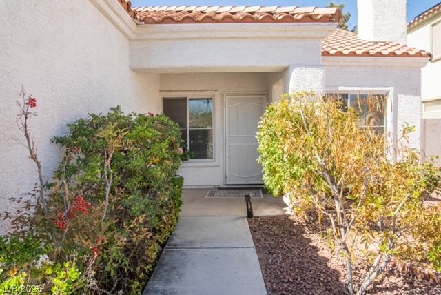 1417 Country Hollow Drive Property Photo 4