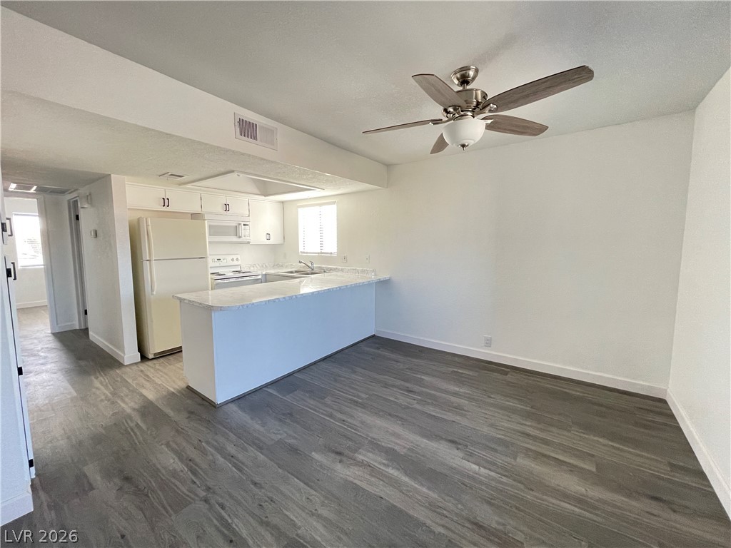 6217 Bellota Drive D Property Photo 10