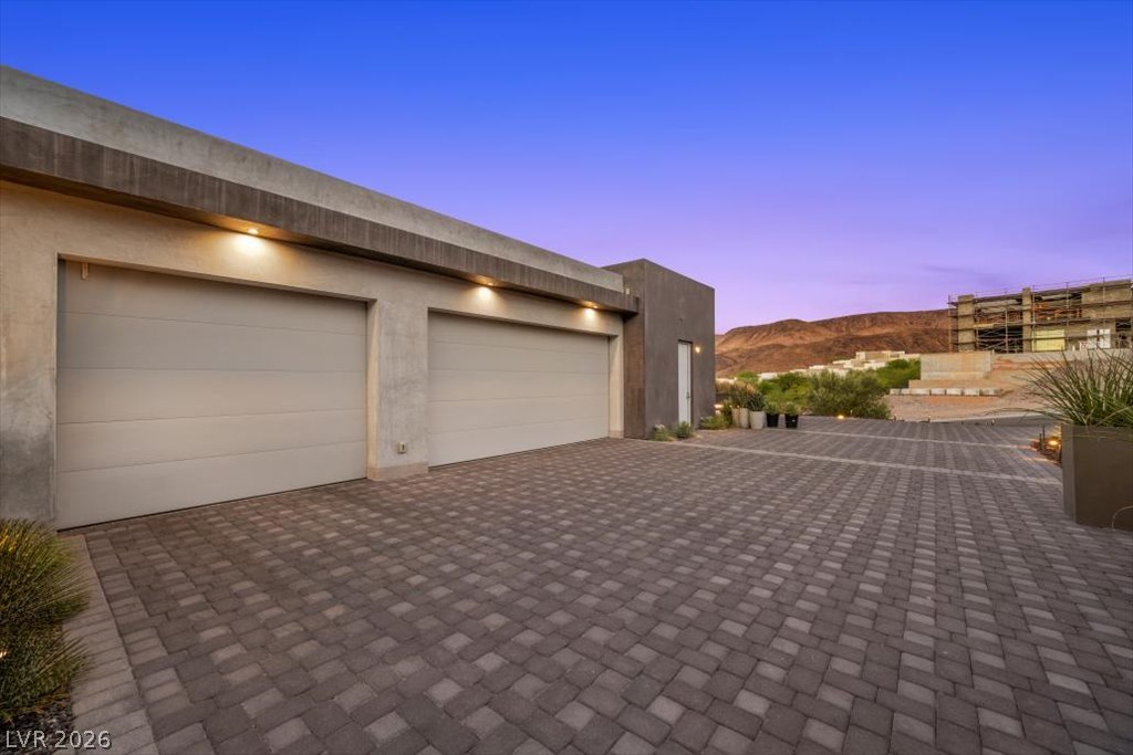 641 Dragon Peak Drive Property Photo 38
