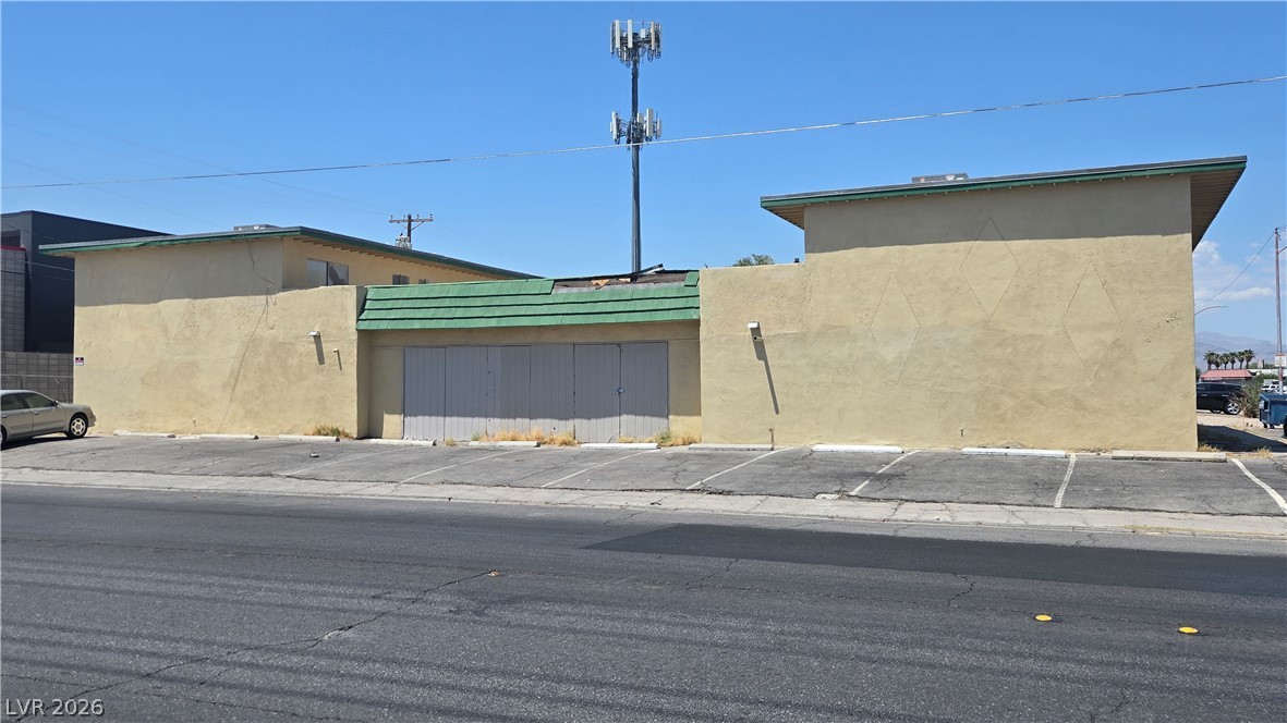 2405 Mccarran Street Property Photo 1