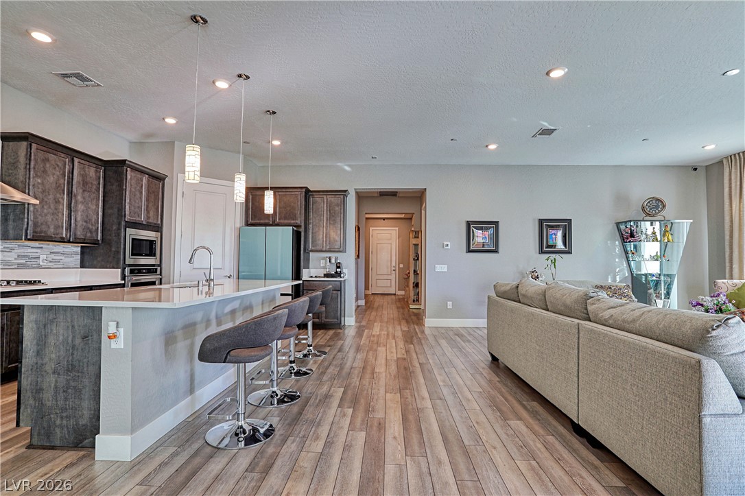 43 Autumn Palm Avenue Property Photo 14