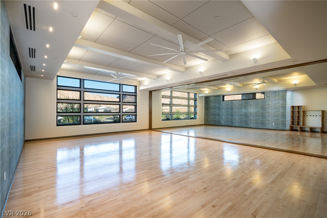 43 Autumn Palm Avenue Property Photo 40