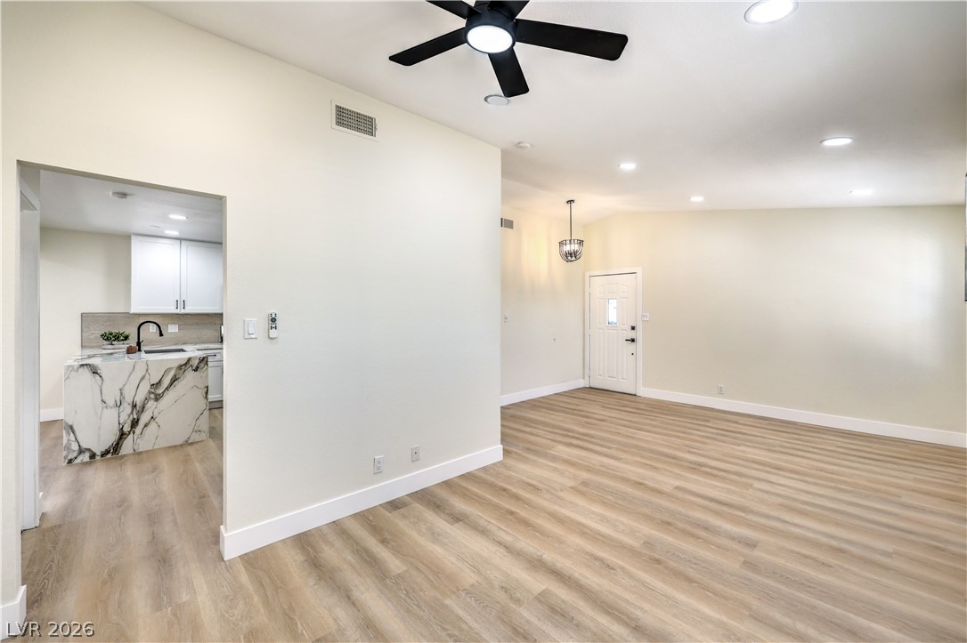 4370 Lariat Drive Property Photo 8