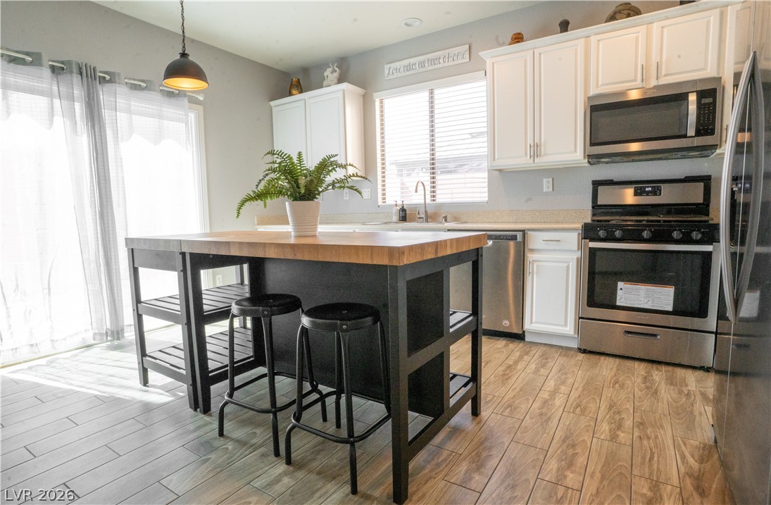 6251 Copper Light Street Property Photo 5
