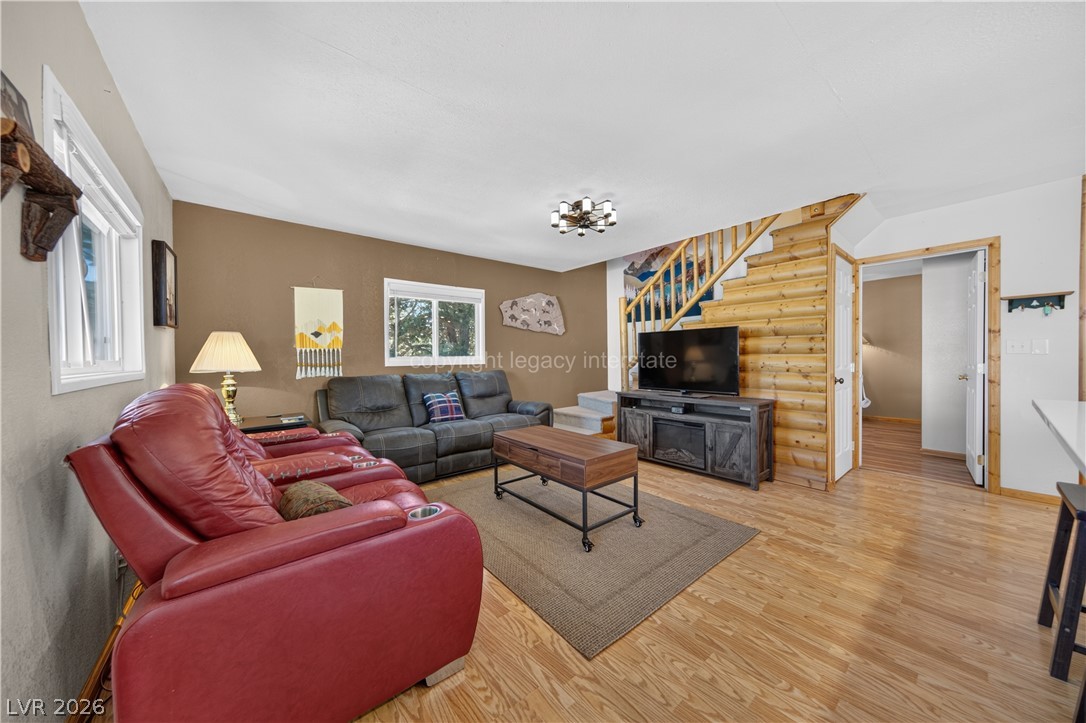4655 North Kosherm Way Property Photo 5