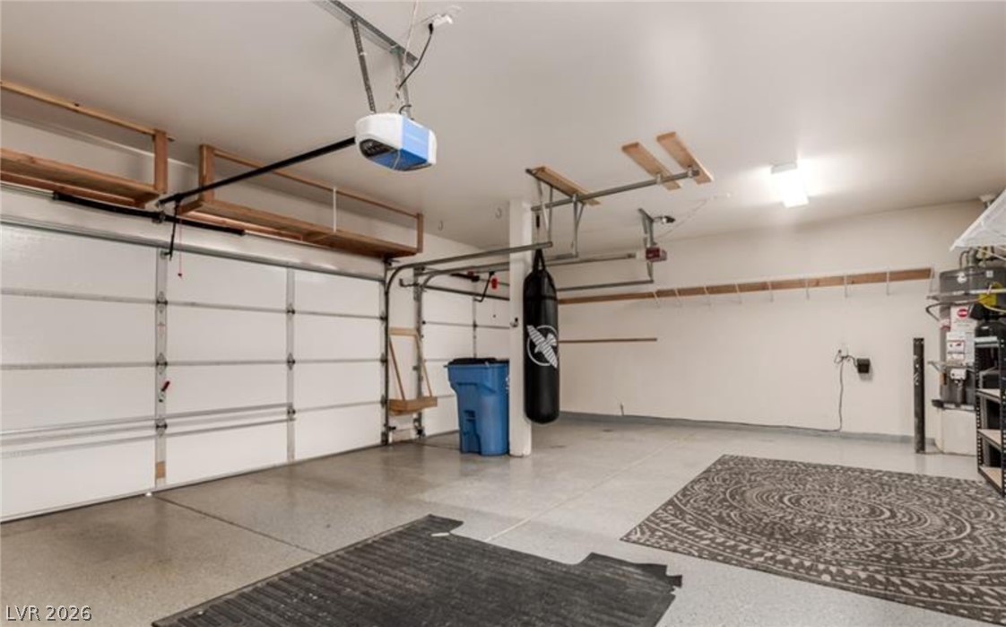 264 Pointe Ranier Avenue Property Photo 38