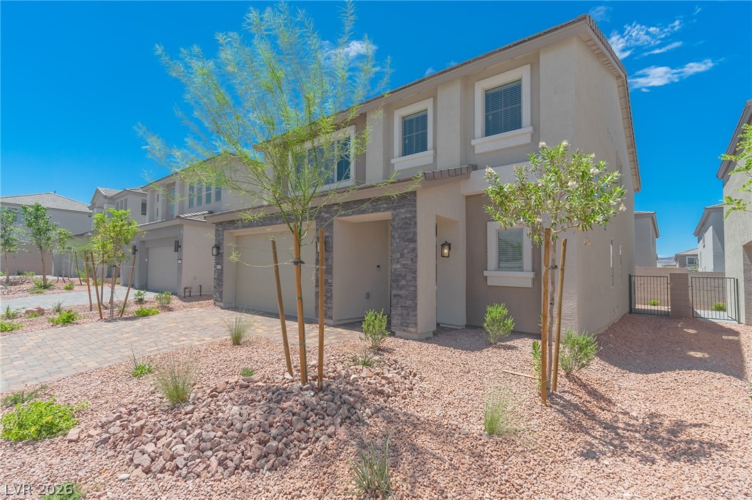 5749 Tioga Way Property Photo 2