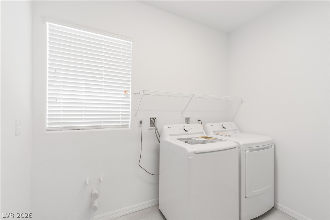 5749 Tioga Way Property Photo 10