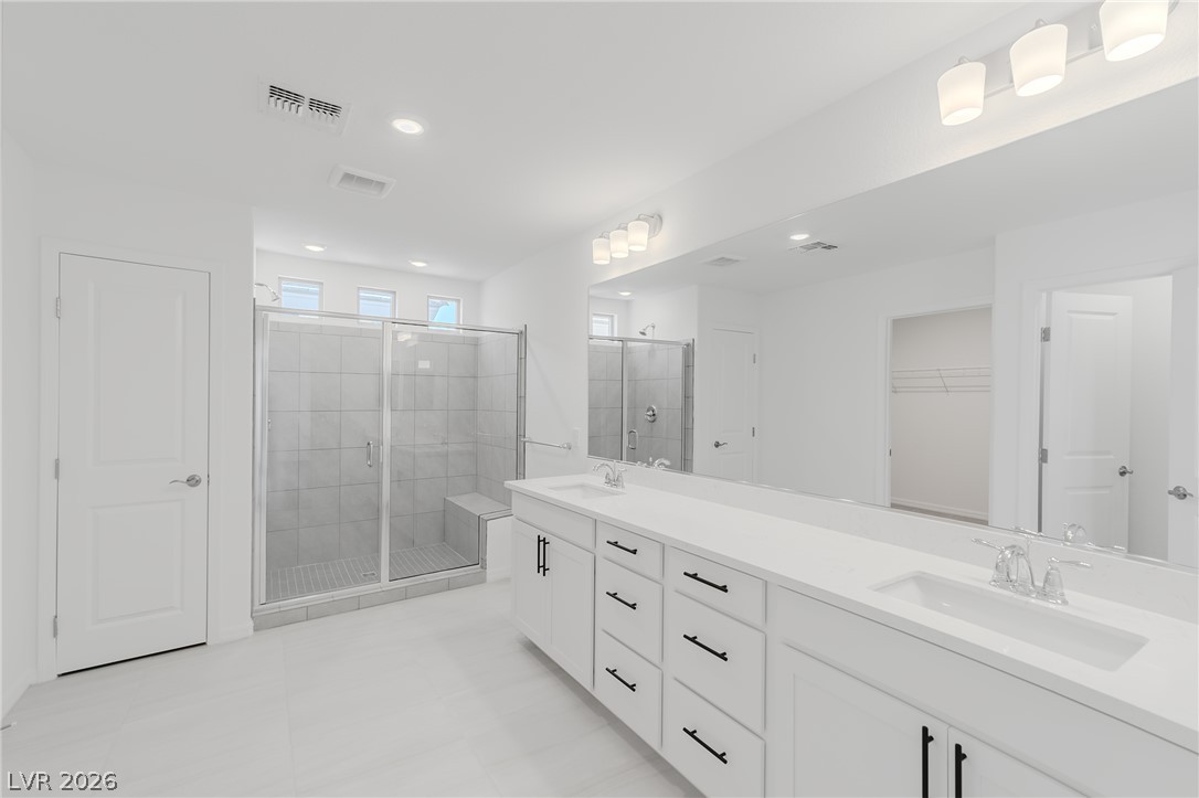 5749 Tioga Way Property Photo 18