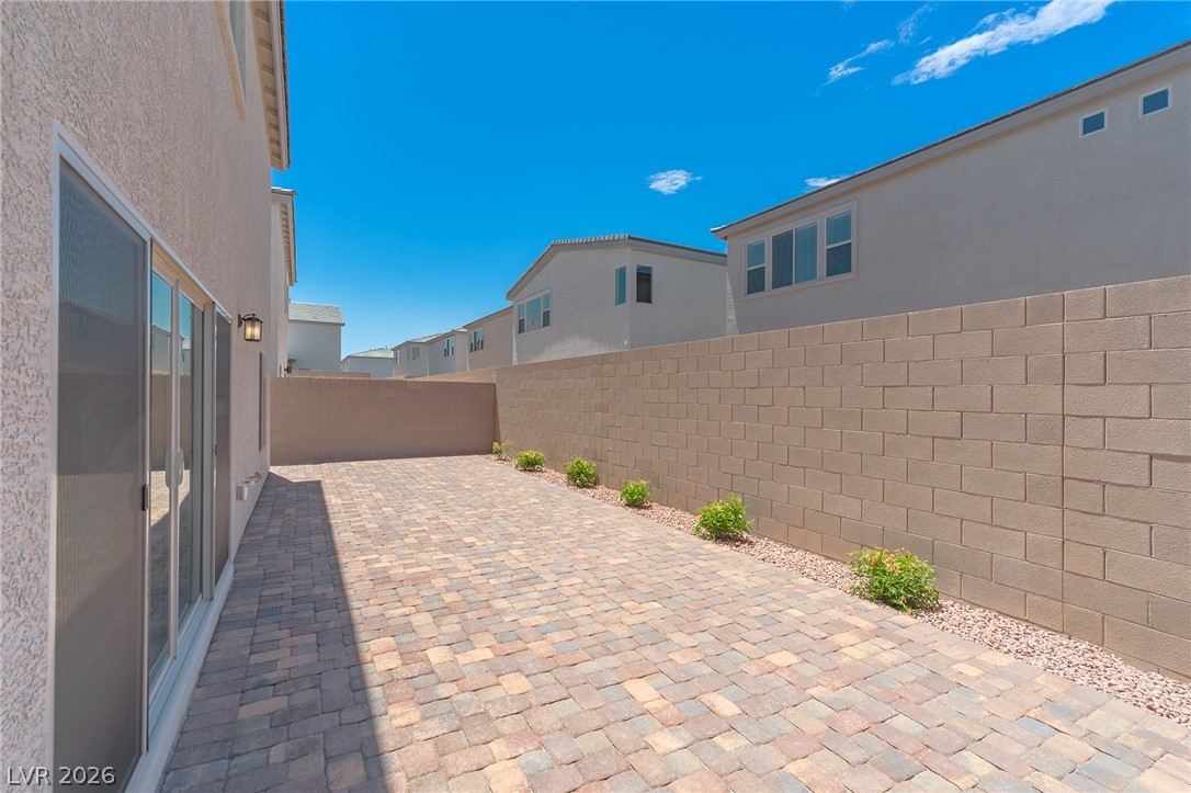 5749 Tioga Way Property Photo 26