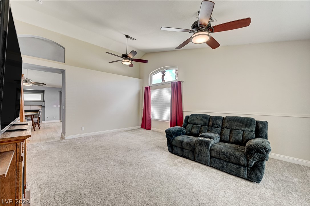 1717 Royal Canyon Drive Property Photo 7