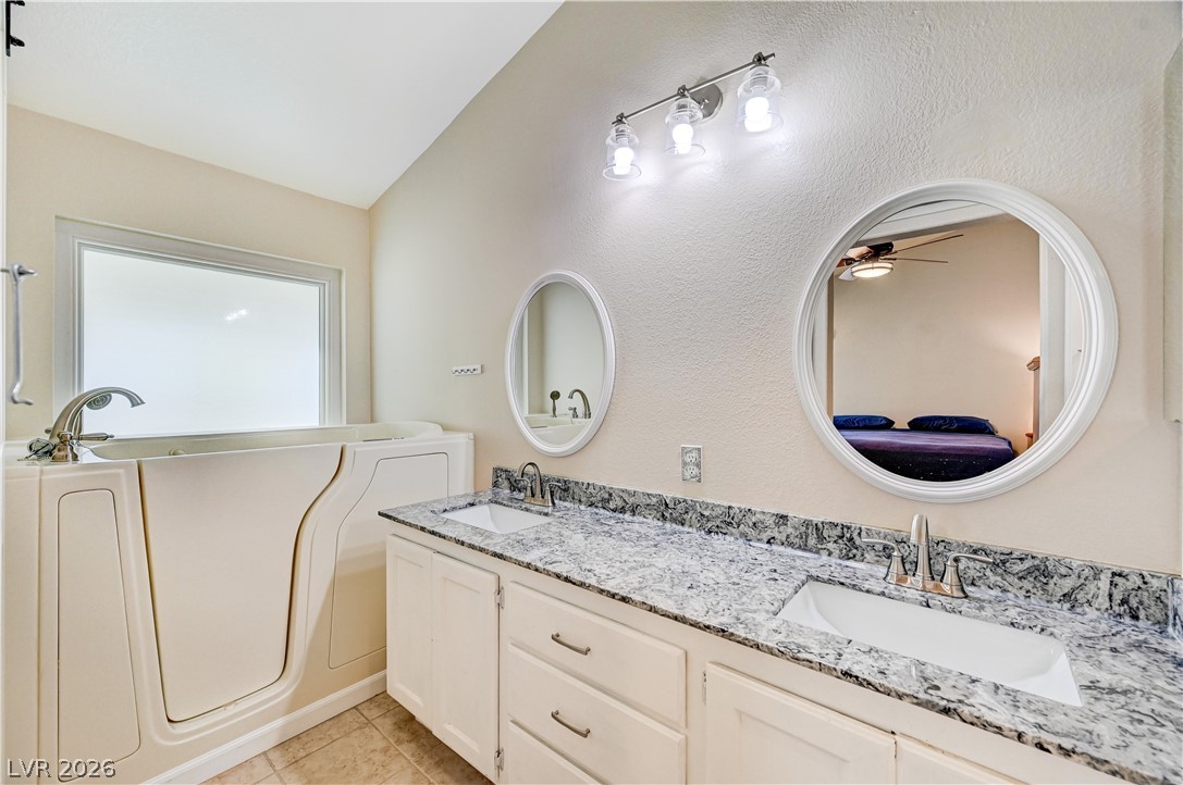 1717 Royal Canyon Drive Property Photo 28