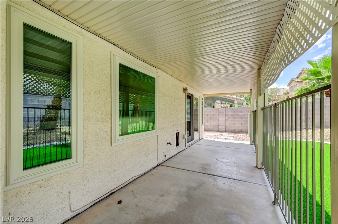 1717 Royal Canyon Drive Property Photo 44