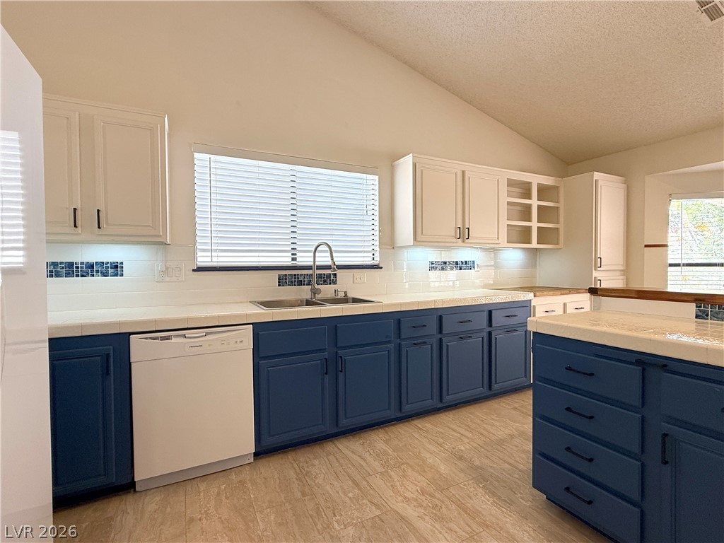 3128 Donnegal Bay Drive Property Photo 14