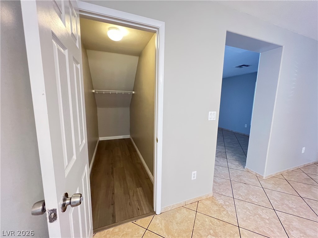 8048 Windmill Villa Street Property Photo 5