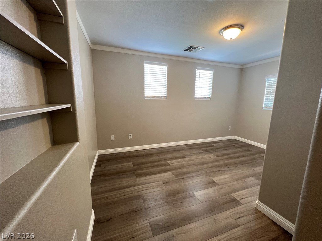 8048 Windmill Villa Street Property Photo 10