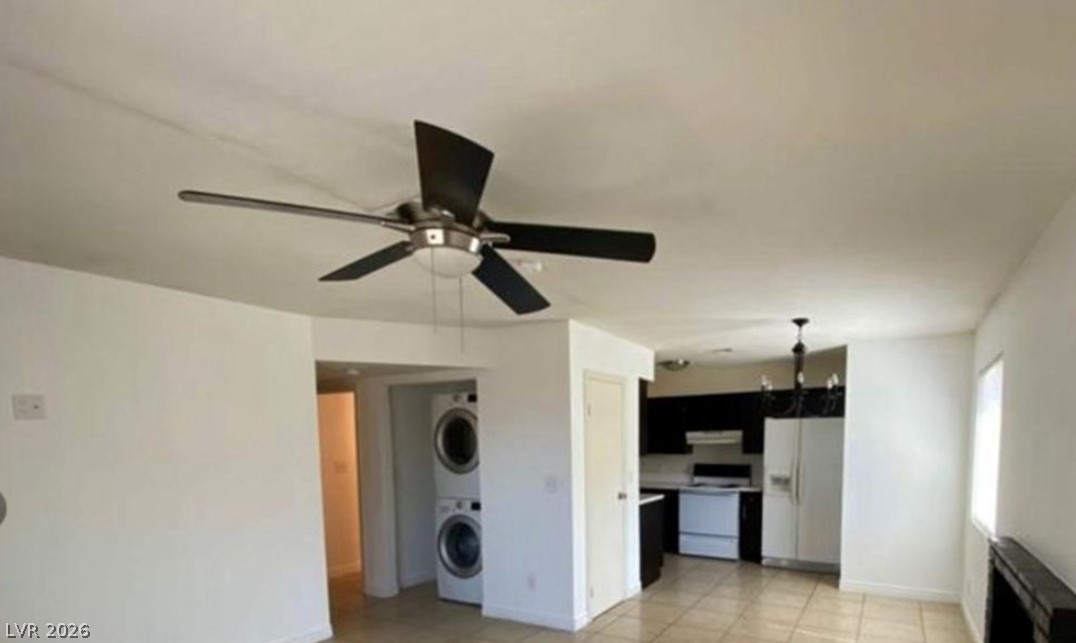 2041 Bledsoe Lane D Property Photo 3