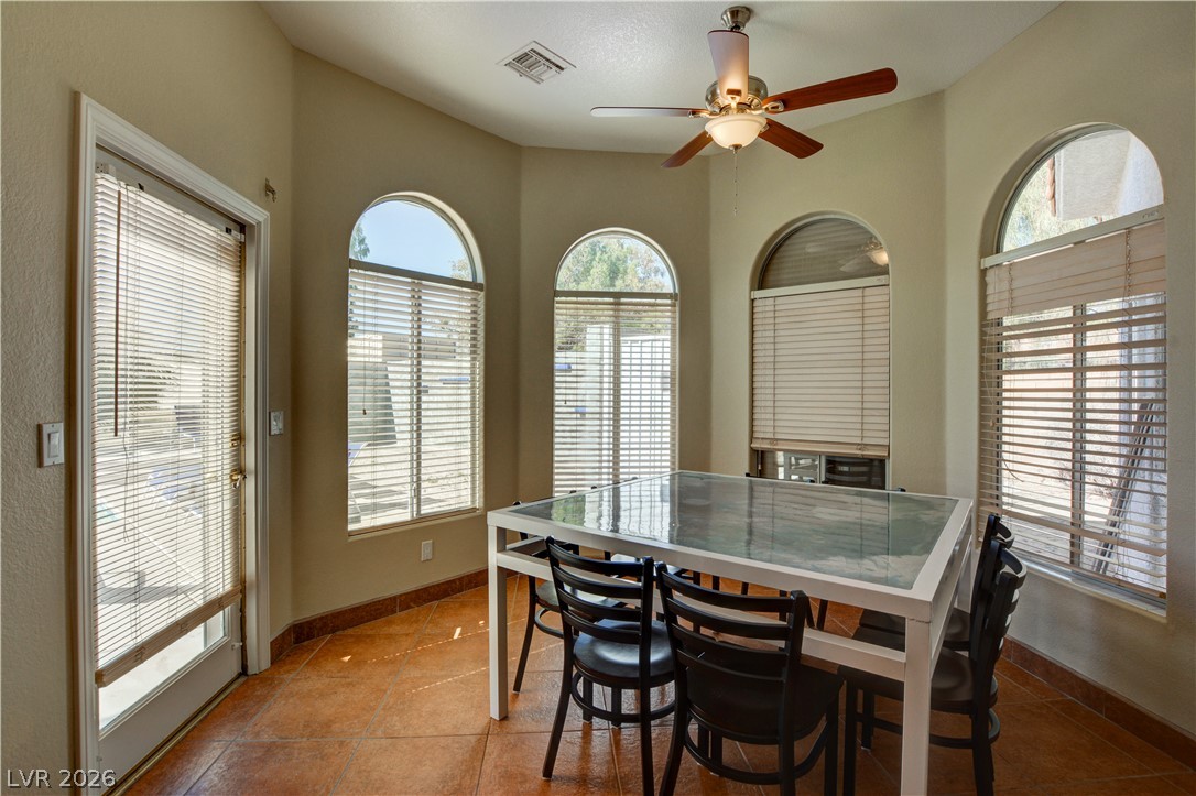 8345 Fairfield Avenue Property Photo 15
