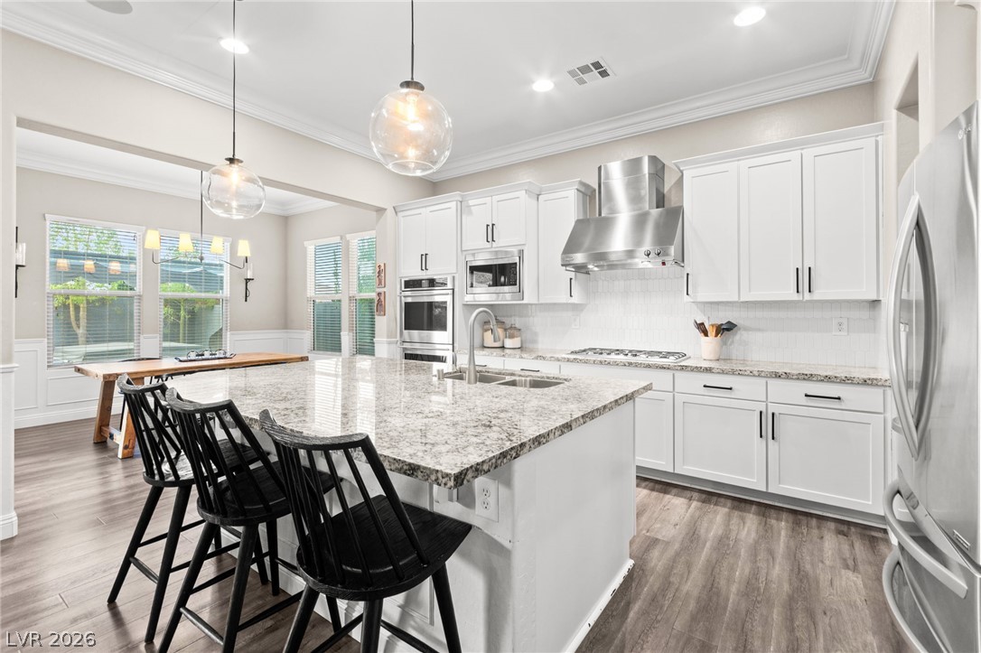 10578 Golden Light Way Property Photo 4