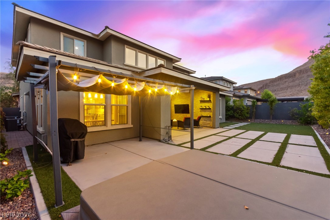 10578 Golden Light Way Property Photo 6