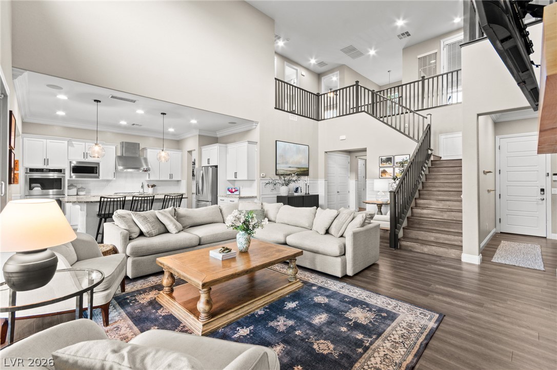 10578 Golden Light Way Property Photo 13