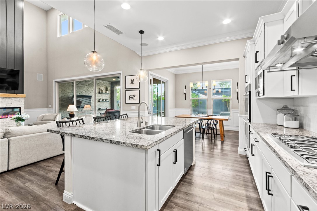 10578 Golden Light Way Property Photo 15