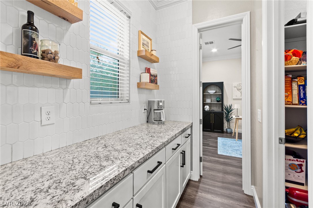 10578 Golden Light Way Property Photo 18