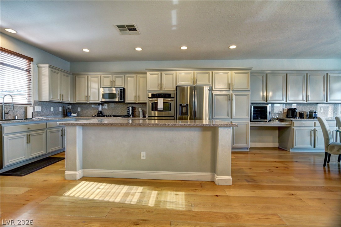 2803746 Property Photo 10