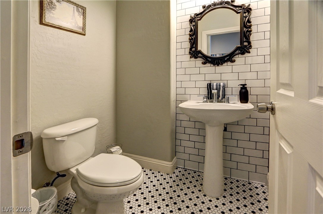 2803746 Property Photo 25