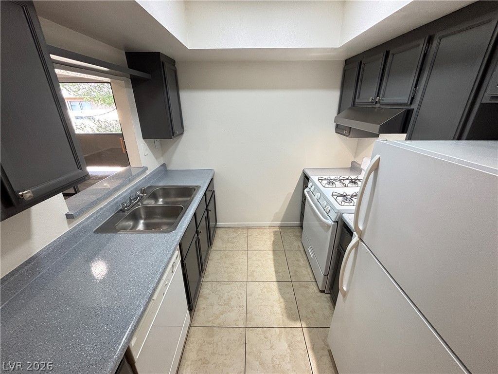 2883 Wheelwright Drive D Property Photo 6