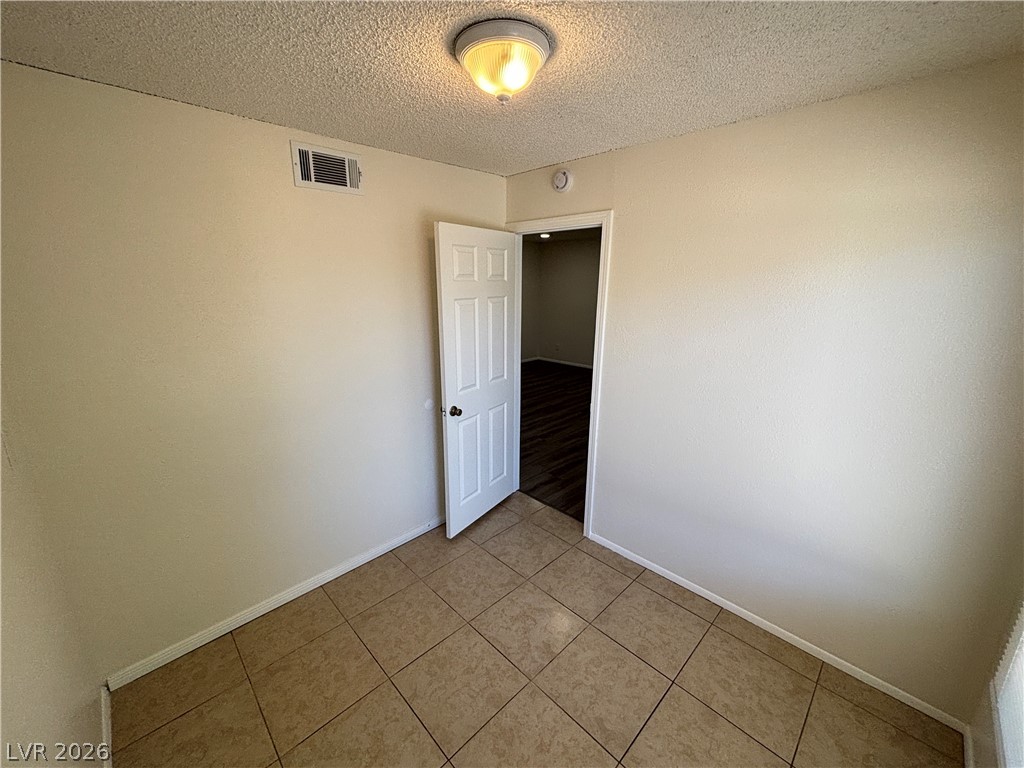 2883 Wheelwright Drive D Property Photo 10