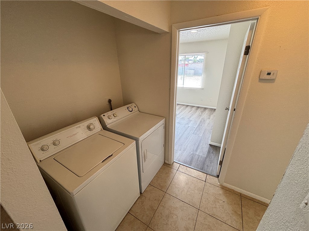 2883 Wheelwright Drive D Property Photo 13