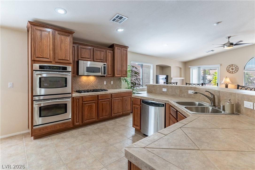 10720 Jubilee Mountain Avenue Property Photo 15