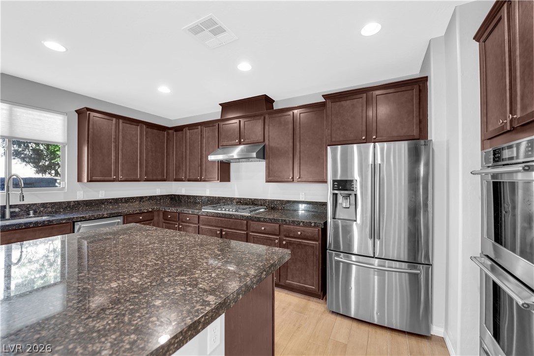 455 Astillero Street Property Photo 8